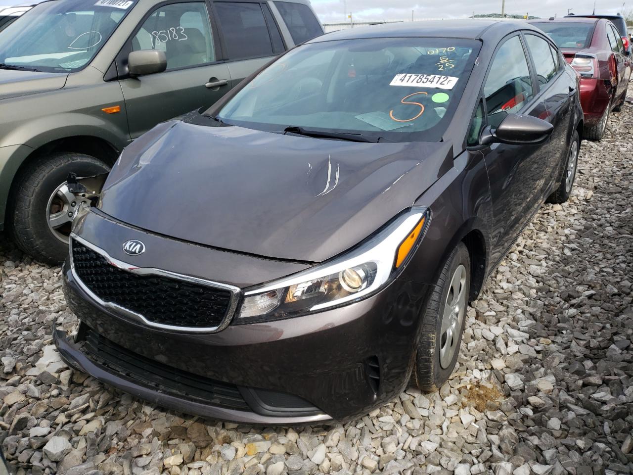 Photo 2 from auction – 2017 KIA FORTE LX with VIN 3KPFK4A76HE050170