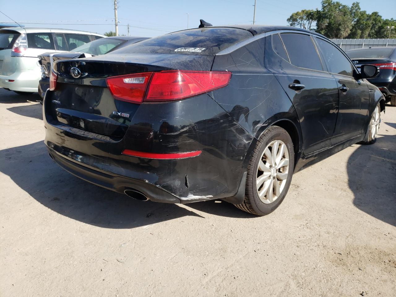 Photo 4 from auction – 2015 KIA OPTIMA EX with VIN 5XXGN4A79FG517162