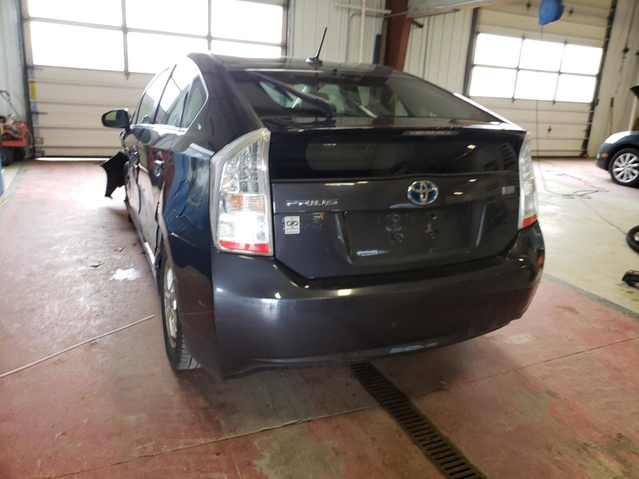 Photo 3 from auction – 2010 TOYOTA PRIUS with VIN JTDKN3DU5A0052699