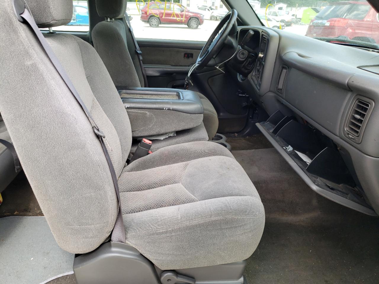 Photo 5 from auction – 2003 CHEVROLET silverado with VIN 2GCEC19V131211234