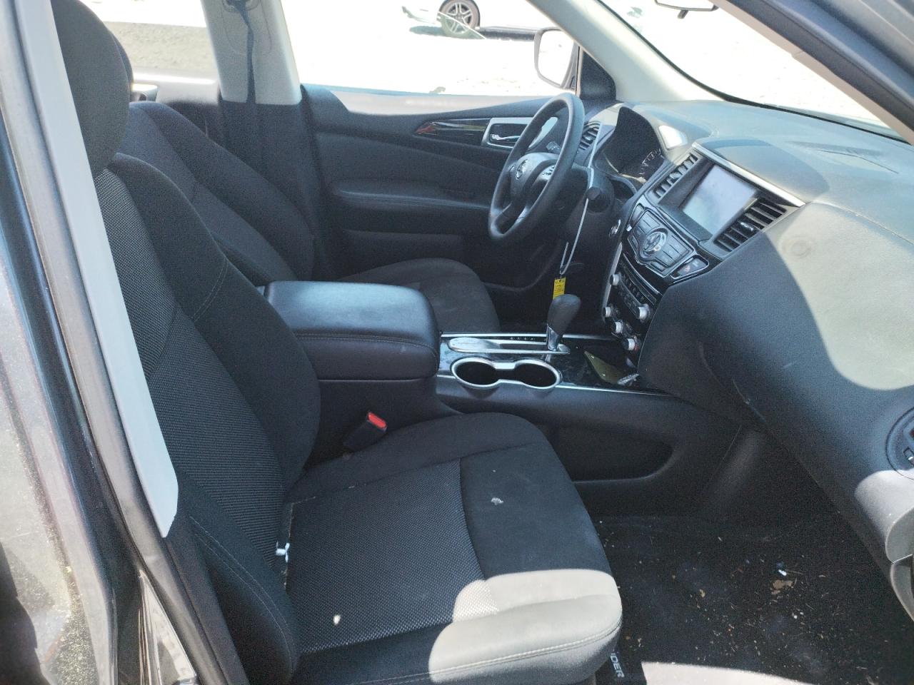Photo 5 from auction – 2019 NISSAN PATHFINDER with VIN 5N1DR2MNXKC645311