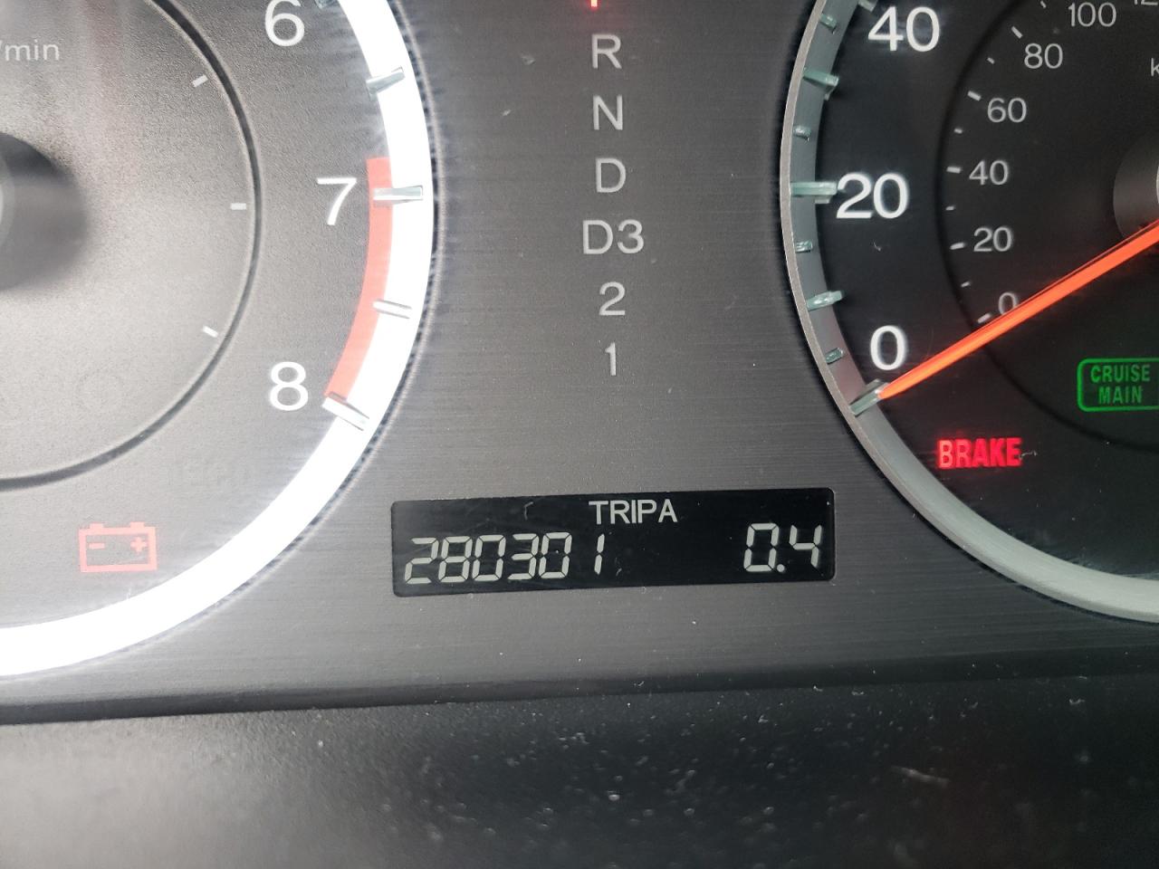 Photo 8 from auction – 2010 HONDA ACCORD LX with VIN 1HGCP2F36AA024600