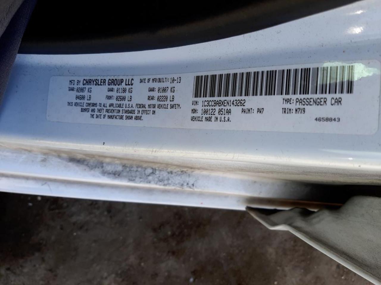 Photo 10 from auction – 2014 CHRYSLER 200 LX with VIN 1C3CCBABXEN143262
