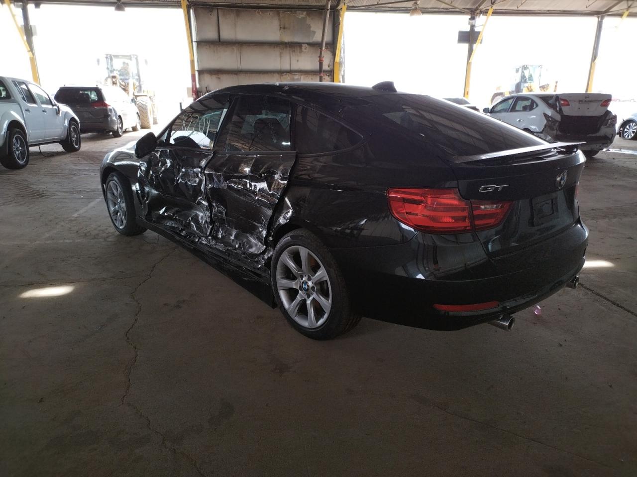 Photo 3 from auction – 2015 BMW 335 XIGT with VIN WBA3X9C59FD868937