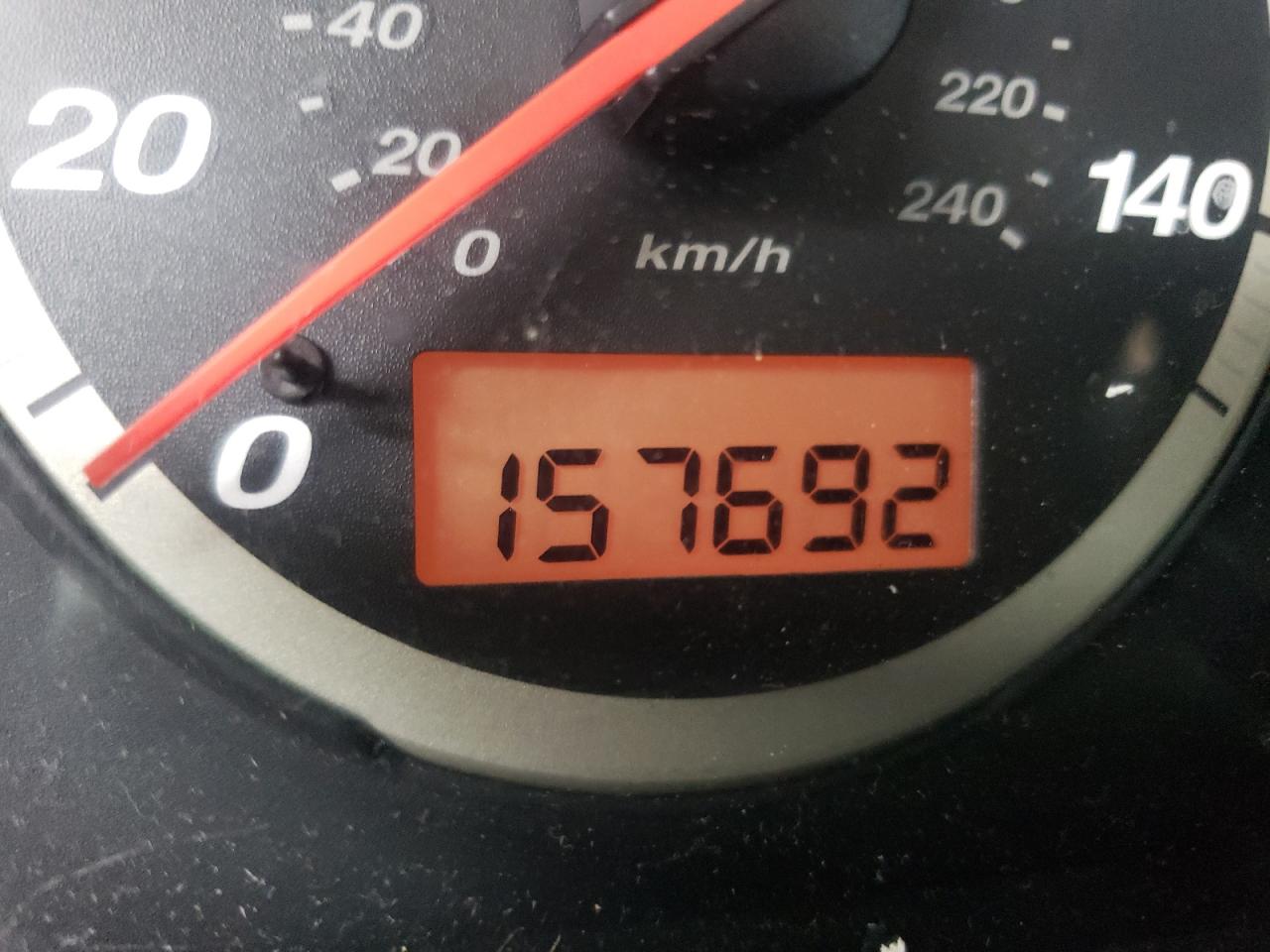Photo 8 from auction – 2002 HONDA CR-V LX with VIN SHSRD78432U011437