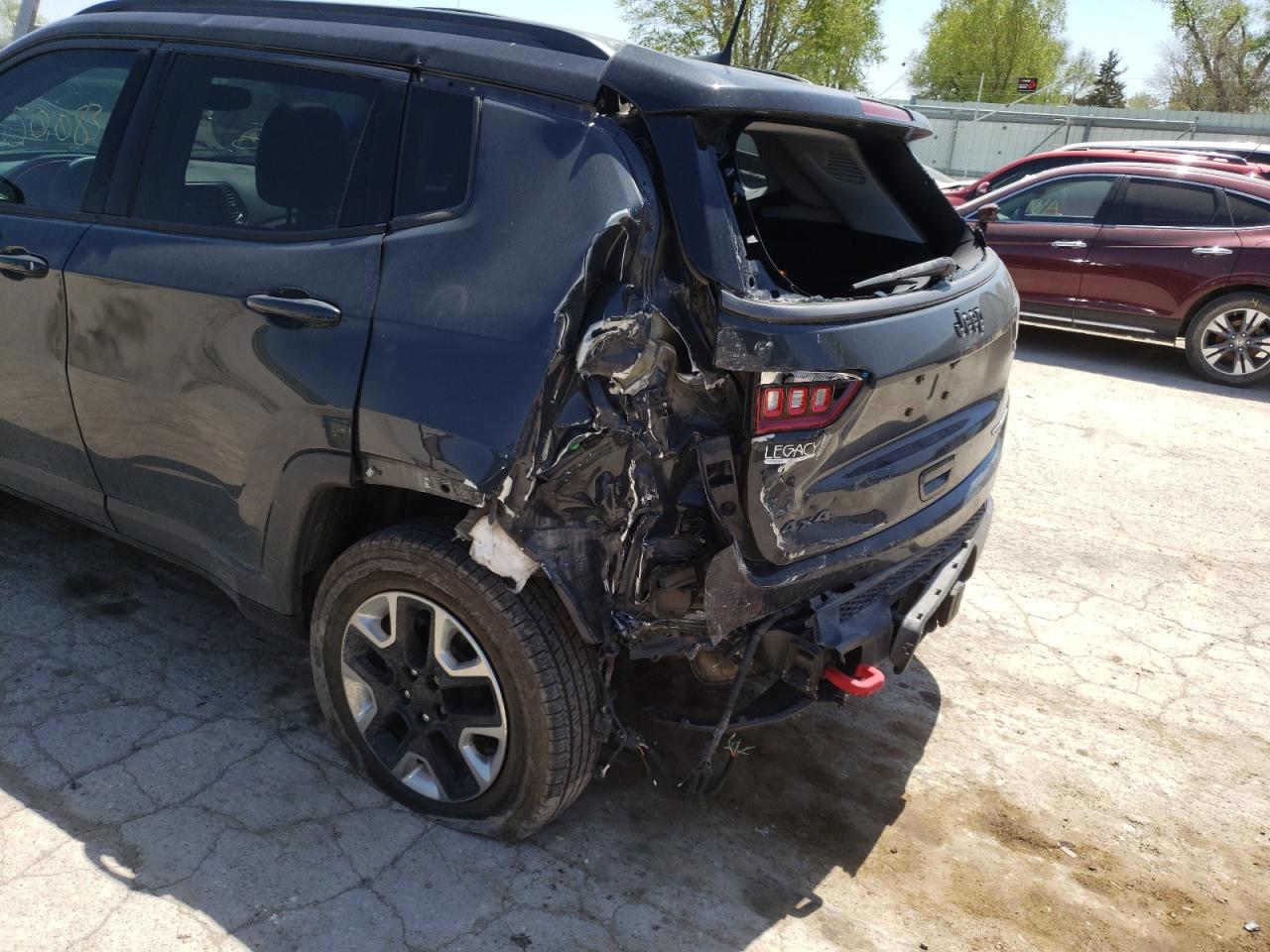 Photo 9 from auction – 2018 JEEP COMPASS TR with VIN 3C4NJDDB8JT200277