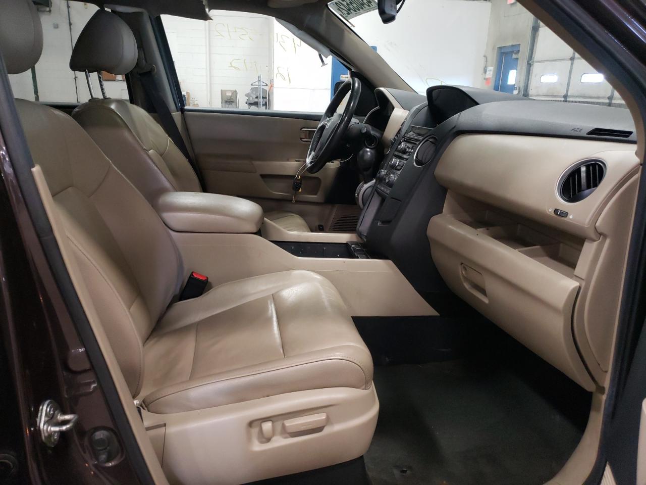 Photo 5 from auction – 2013 HONDA PILOT EXL with VIN 5FNYF4H56DB036159