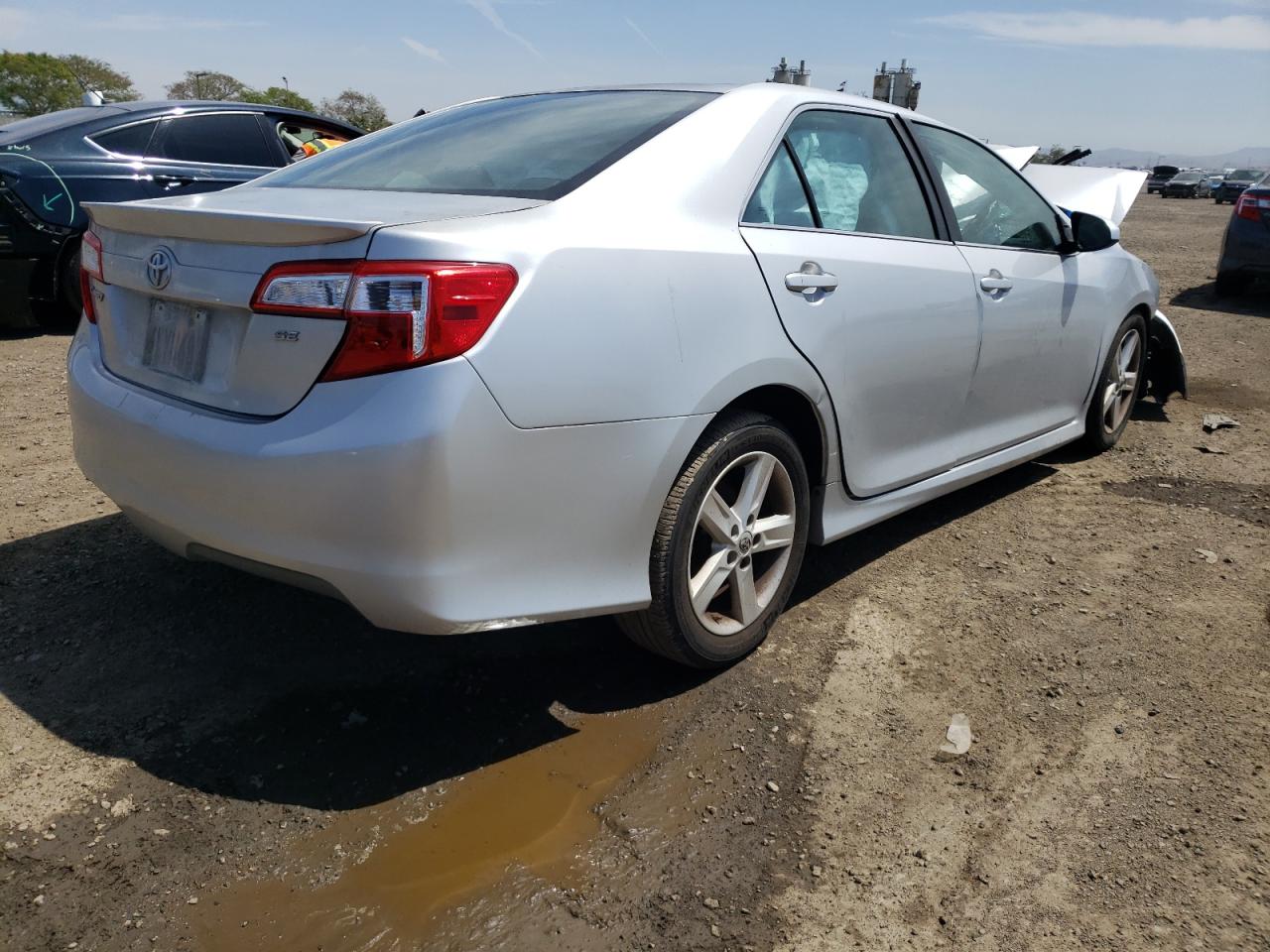 Photo 4 from auction – 2012 TOYOTA CAMRY BASE with VIN 4T1BF1FK0CU153752