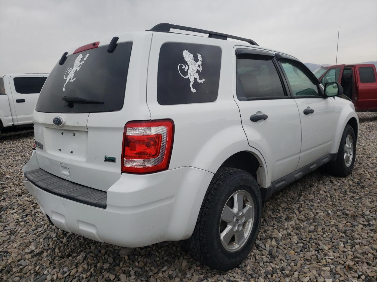 Photo 4 from auction – 2010 FORD ESCAPE XLT with VIN 1FMCU0DG6AKC52894