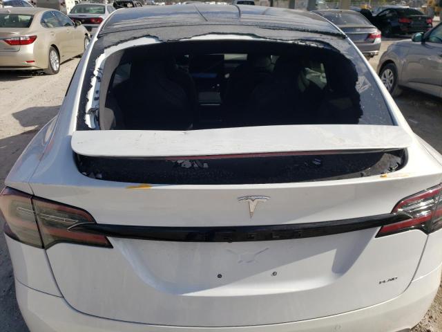 Photo 10 from auction – 2022 TESLA MODEL X with VIN 7SAXCBE69NF332223