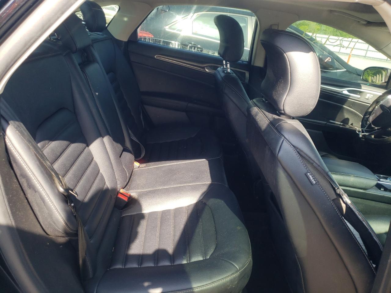 Photo 6 from auction – 2019 FORD FUSION SEL with VIN 3FA6P0CD0KR253168