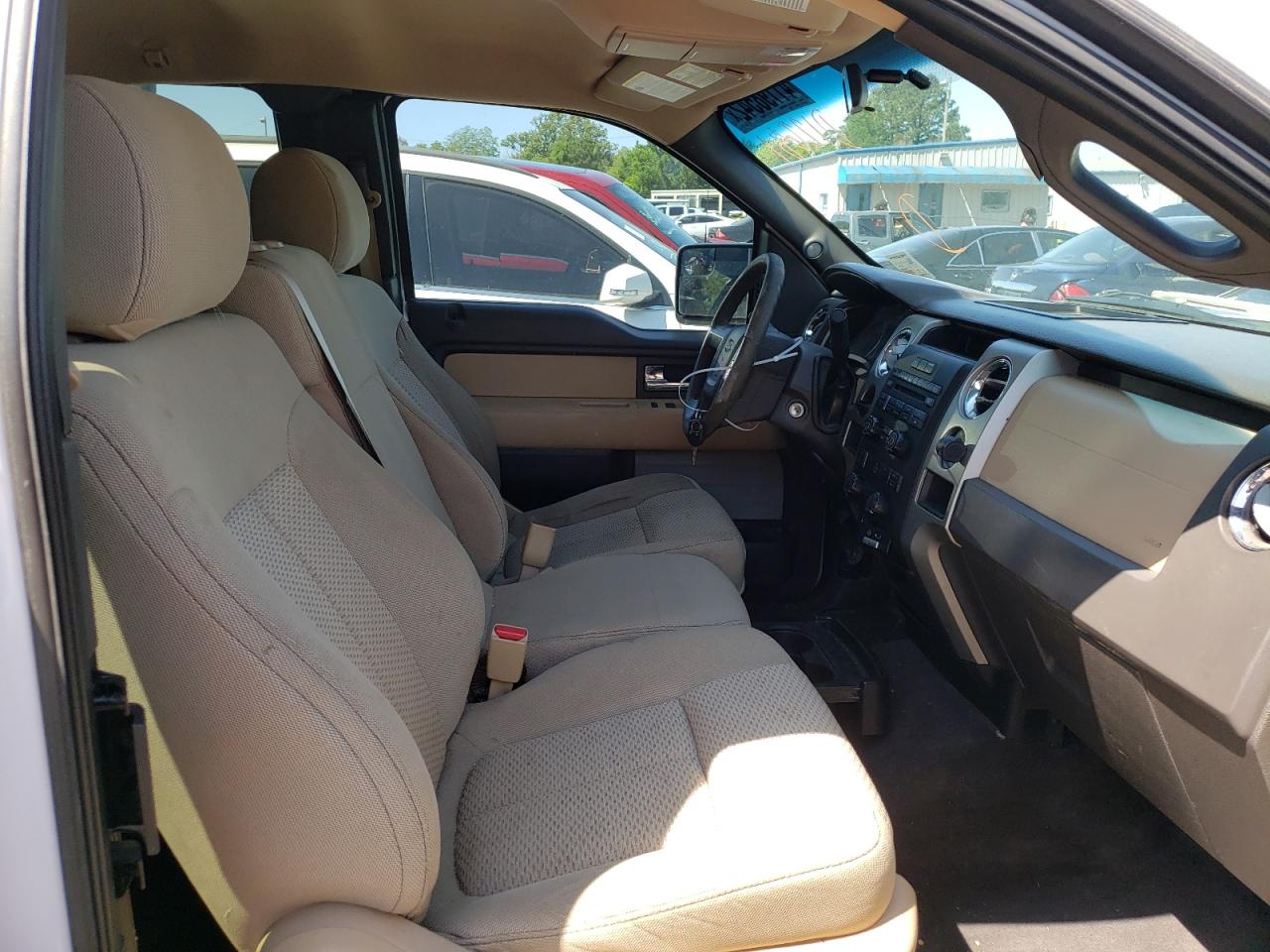 Photo 5 from auction – 2014 FORD F150 SUPER with VIN 1FTFX1CF8EFD12681