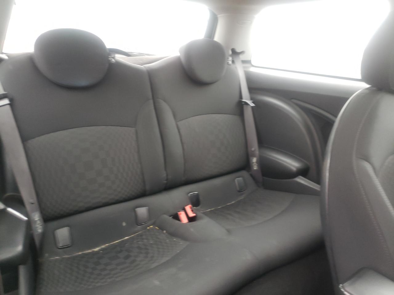 Photo 6 from auction – 2008 MINI COOPER S with VIN WMWMF73578TT88108