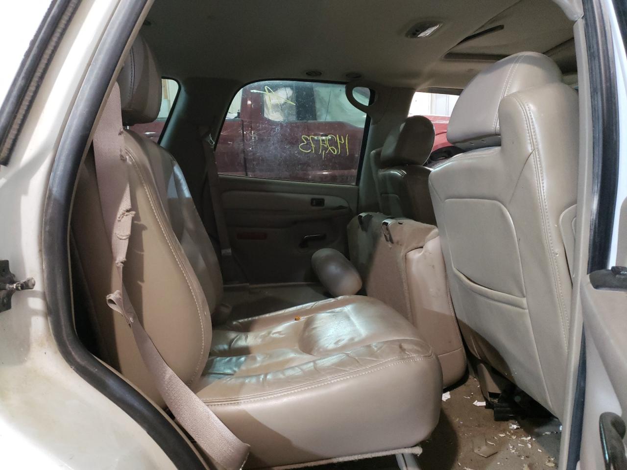 Photo 6 from auction – 2004 GMC YUKON DENA with VIN 1GKEK63U74J121386