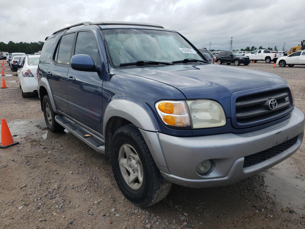 TOYOTA SEQUOIA SR 2002 with VIN 5TDZT34A92S090266 - Photo from auction