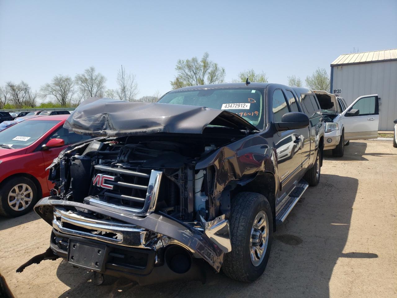 Photo 2 from auction – 2010 GMC SIERRA C15 with VIN 1GTSCUEA3AZ196019