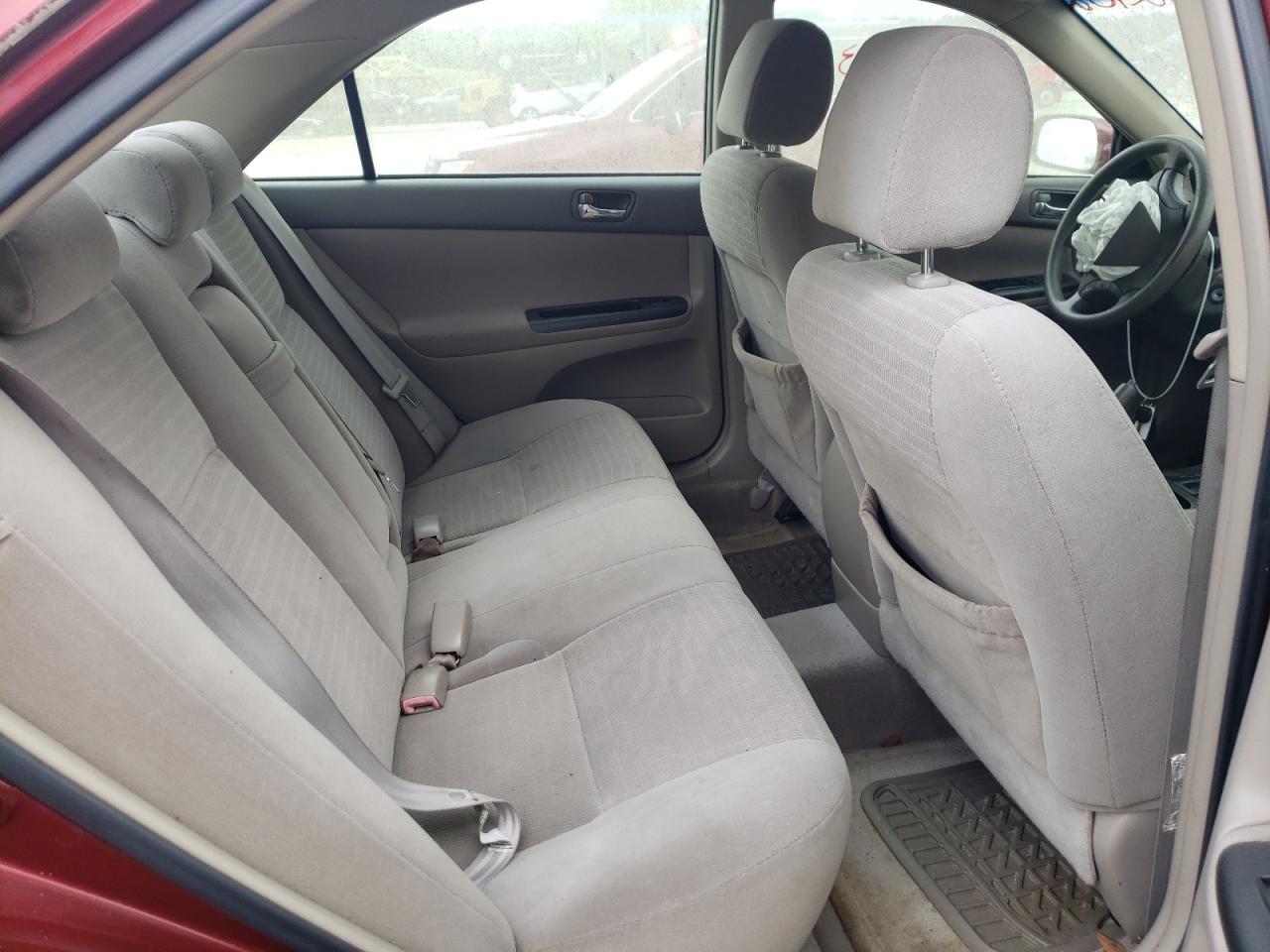 Photo 6 from auction – 2005 TOYOTA CAMRY LE with VIN 4T1BF32K45U099506