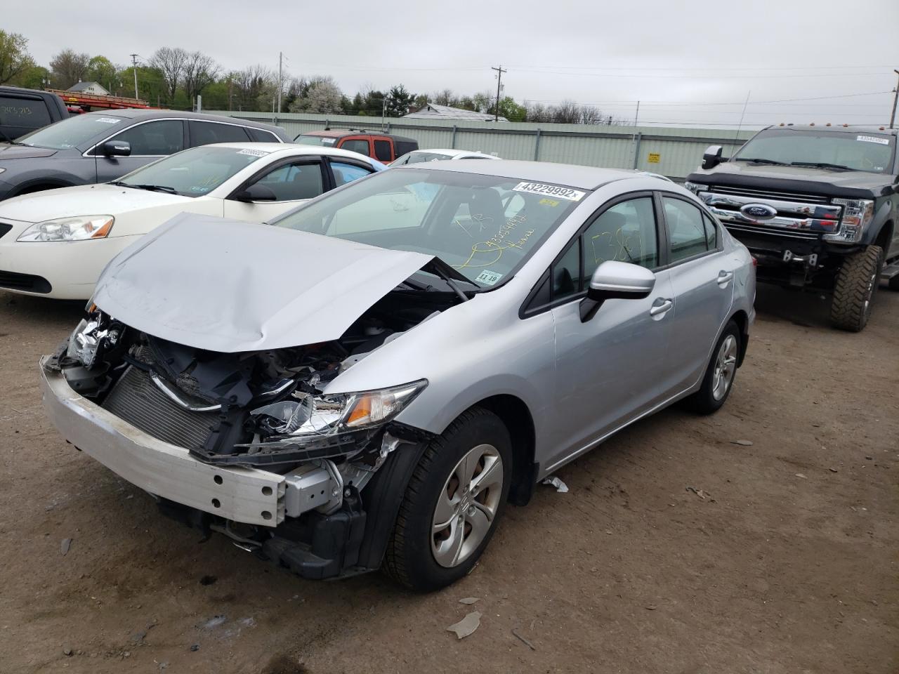 Photo 2 from auction – 2014 HONDA CIVIC LX with VIN 2HGFB2F53EH558366