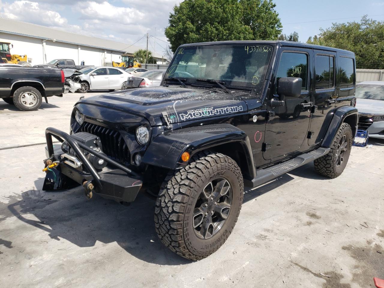 Photo 2 from auction – 2017 JEEP WRANGLER U with VIN 1C4BJWEG7HL706326