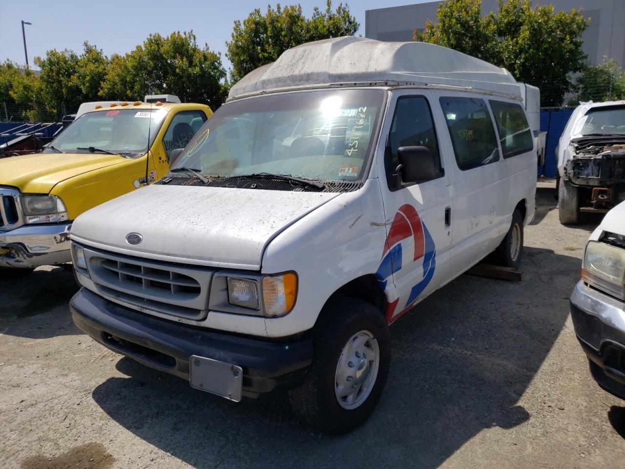 Фото 2 с аукциона – 2002 FORD ECONOLINE с VIN 1FTNE24222HA12556