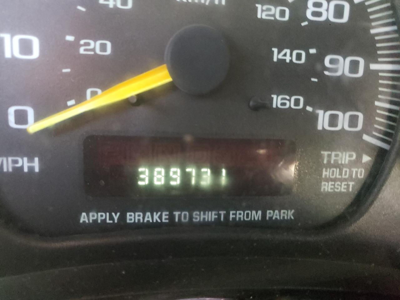 Photo 8 from auction – 2000 CHEVROLET ASTRO with VIN 1GBDM19WXYB159776