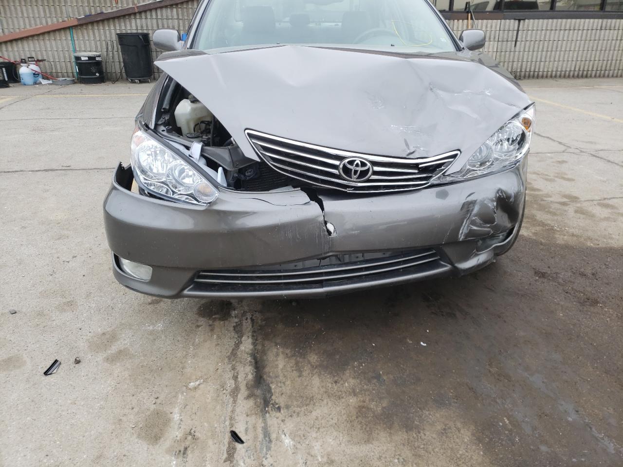 Photo 9 from auction – 2005 TOYOTA CAMRY LE with VIN 4T1BE30KX5U639737