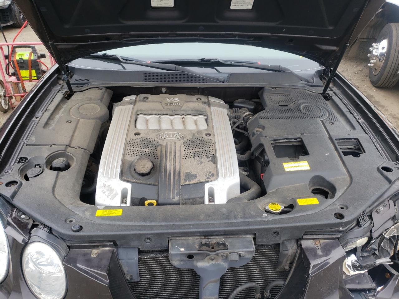 Photo 7 from auction – 2005 KIA AMANTI with VIN KNALD124355069117