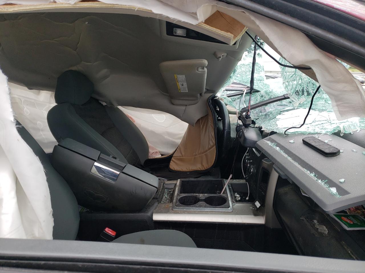 Photo 5 from auction – 2015 RAM 2500 SLT with VIN 3C6UR5DL7FG634359