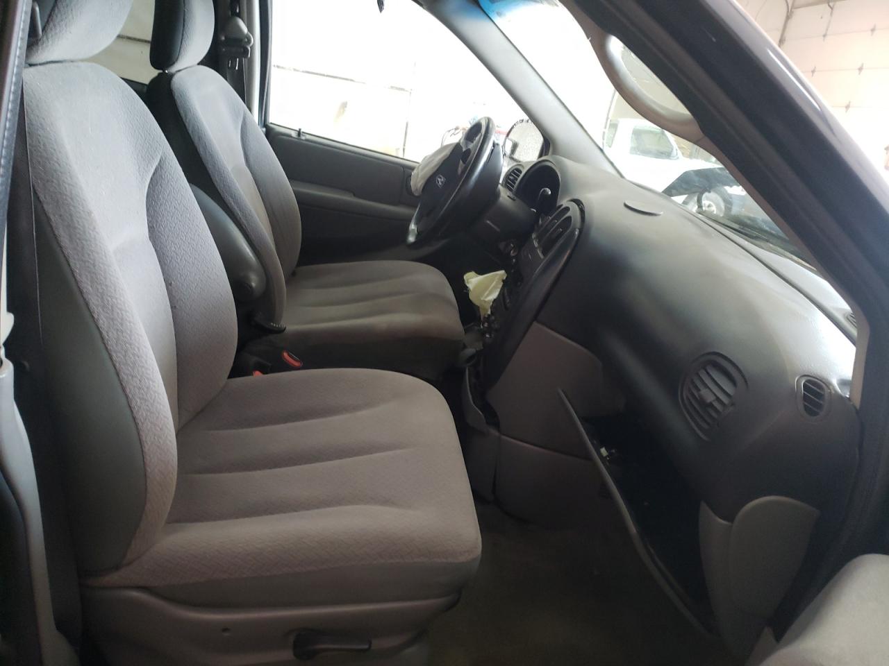 Photo 5 from auction – 2007 DODGE GRAND CARA with VIN 2D4GP44L37R269604