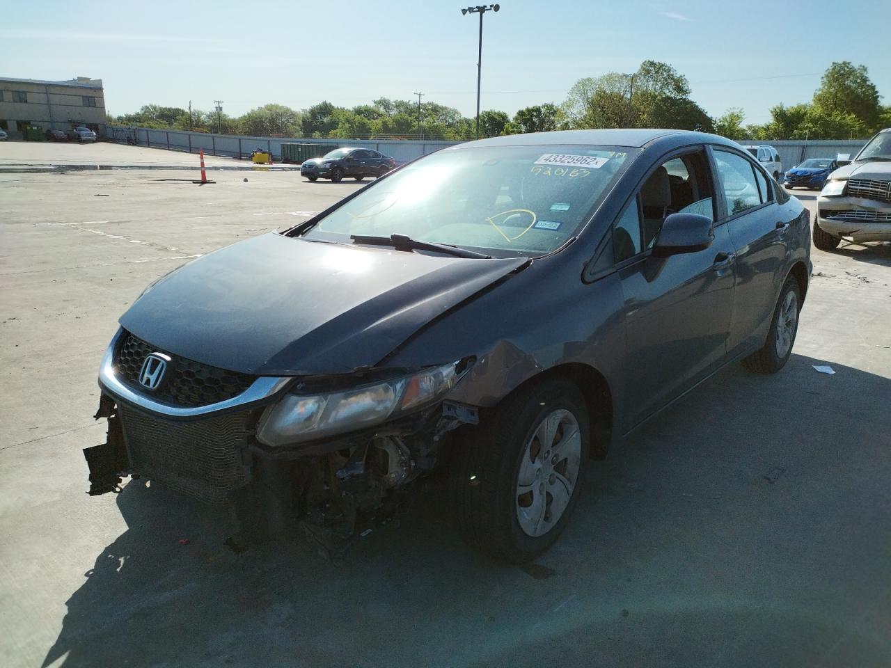 Photo 2 from auction – 2013 HONDA CIVIC LX with VIN 2HGFB2F55DH520183
