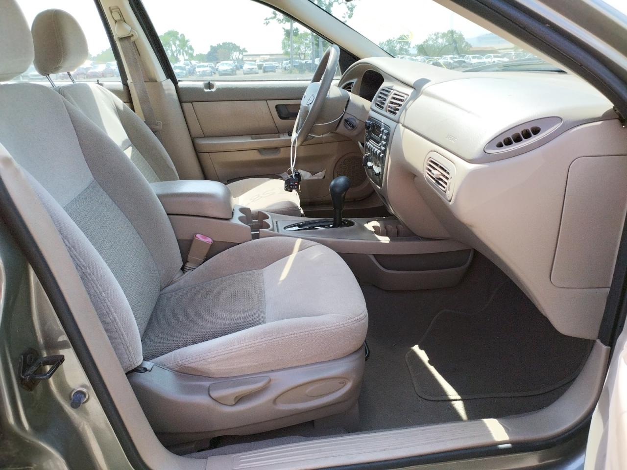 Photo 5 from auction – 2003 FORD TAURUS SES with VIN 1FAFP55UX3G265492