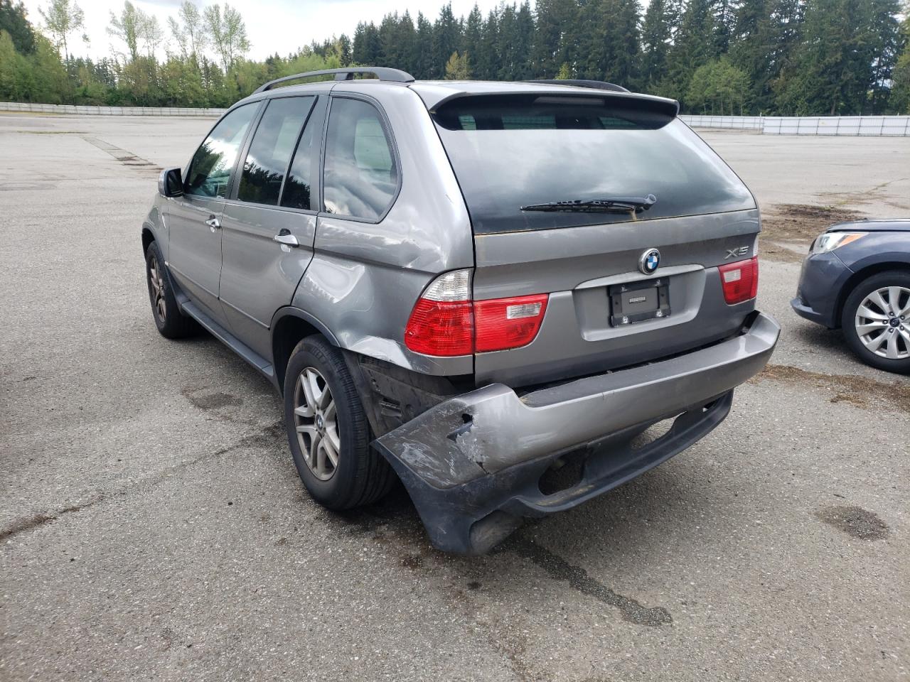 Foto 3 de la subasta – 2005 BMW X5 3.0I con VIN 5UXFA13575LY01940
