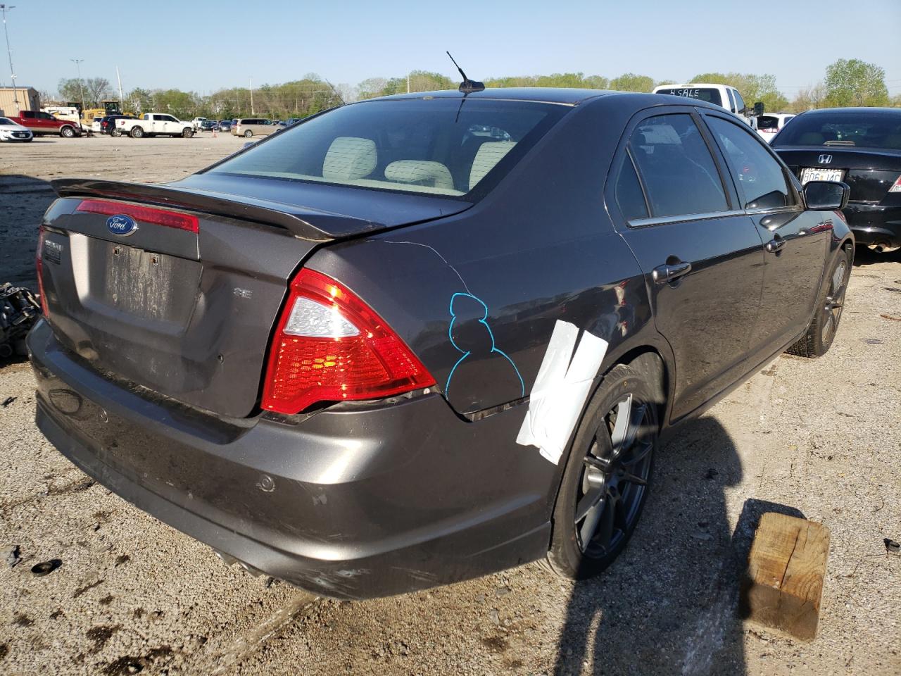 Photo 4 from auction – 2011 FORD FUSION SE with VIN 3FAHP0HA1BR334932