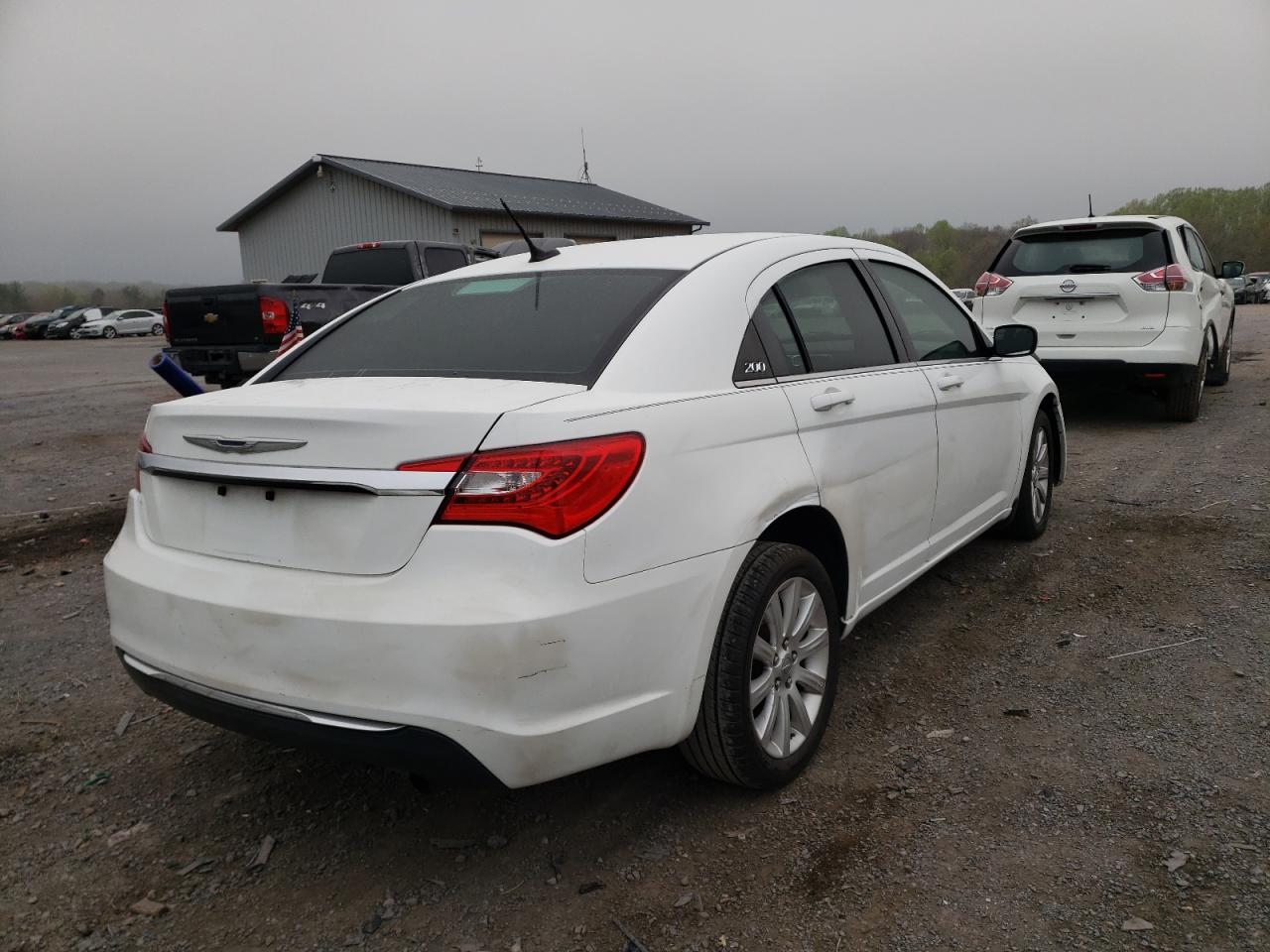Photo 4 from auction – 2013 CHRYSLER 200 TOURIN with VIN 1C3CCBBB7DN602633