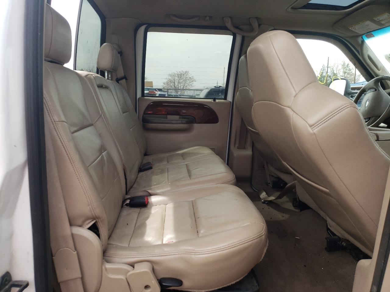 Photo 6 from auction – 2004 FORD F250 SUPER with VIN 1FTNW21P74ED51265