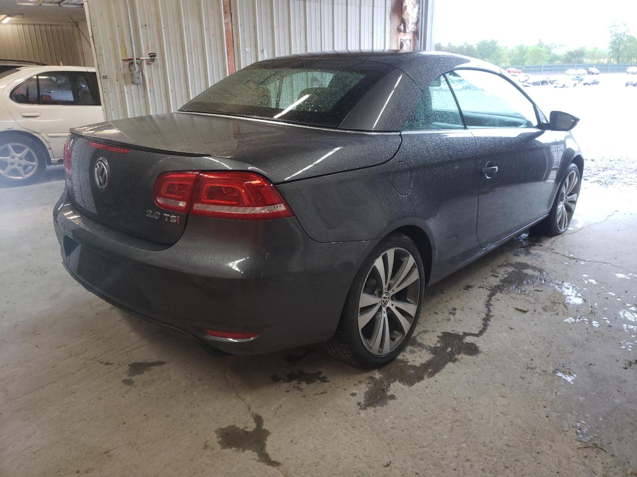 Photo 4 from auction – 2013 VOLKSWAGEN EOS LUX with VIN WVWFW8AH7DV002400