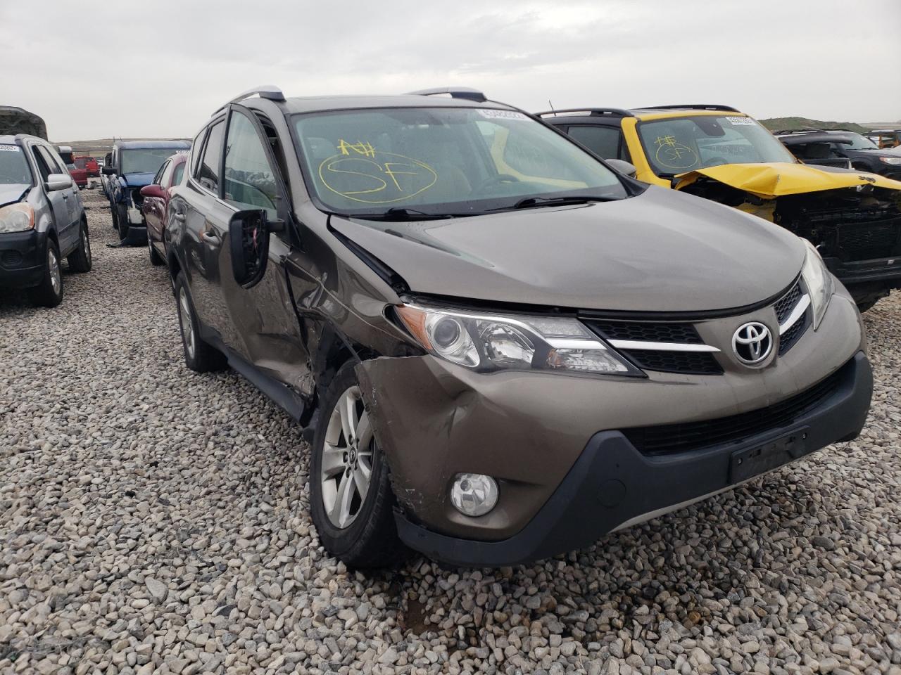 Photo 9 from auction – 2015 TOYOTA RAV4 XLE with VIN 2T3RFREVXFW242040