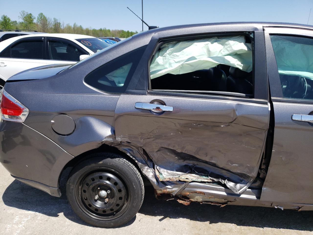 Photo 9 from auction – 2010 FORD FOCUS SEL with VIN 1FAHP3HN1AW288244