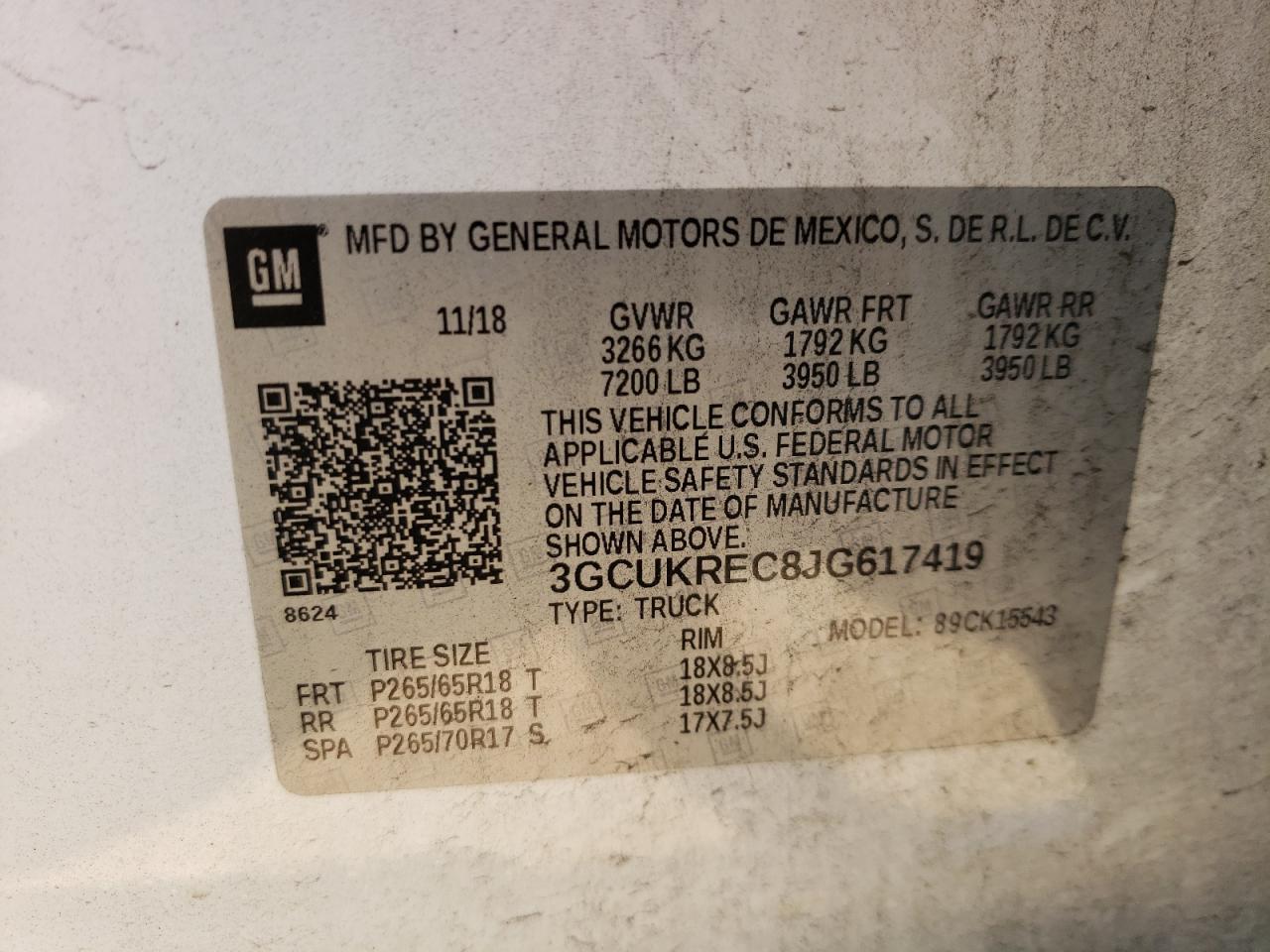 Photo 10 from auction – 2018 CHEVROLET SILVERADO with VIN 3GCUKREC8JG617419