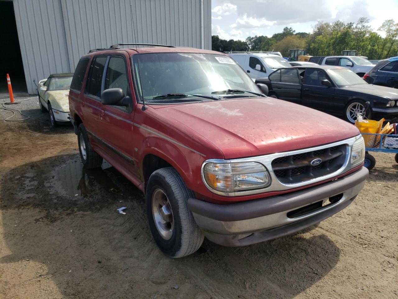 FORD EXPLORER 1998 with VIN 1FMZU32P4WUA35712 - Photo from auction