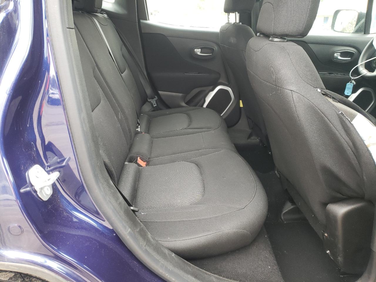 Photo 6 from auction – 2018 JEEP RENEGADE S with VIN ZACCJBAB1JPJ11218