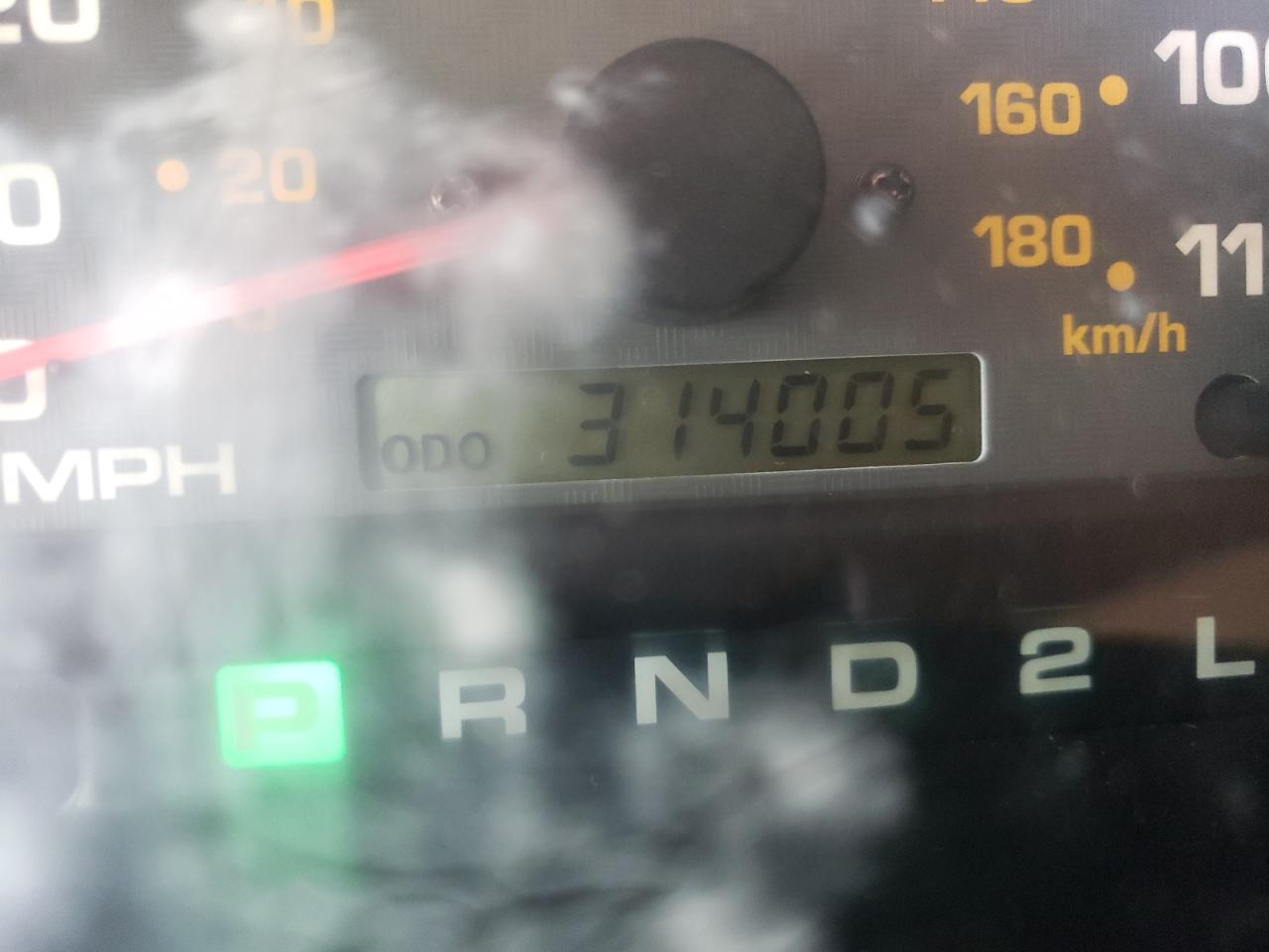 Photo 8 from auction – 2002 TOYOTA 4RUNNER SR with VIN JT3GN86R920253121