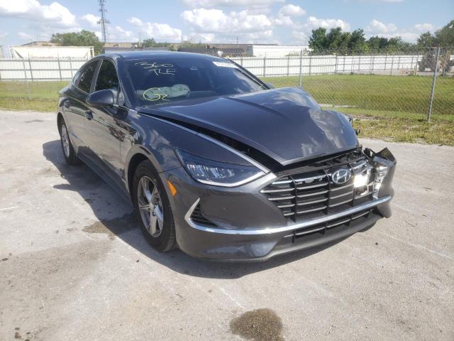 HYUNDAI SONATA SE 2022 with VIN 5NPEG4JA5NH142192 - Photo from auction