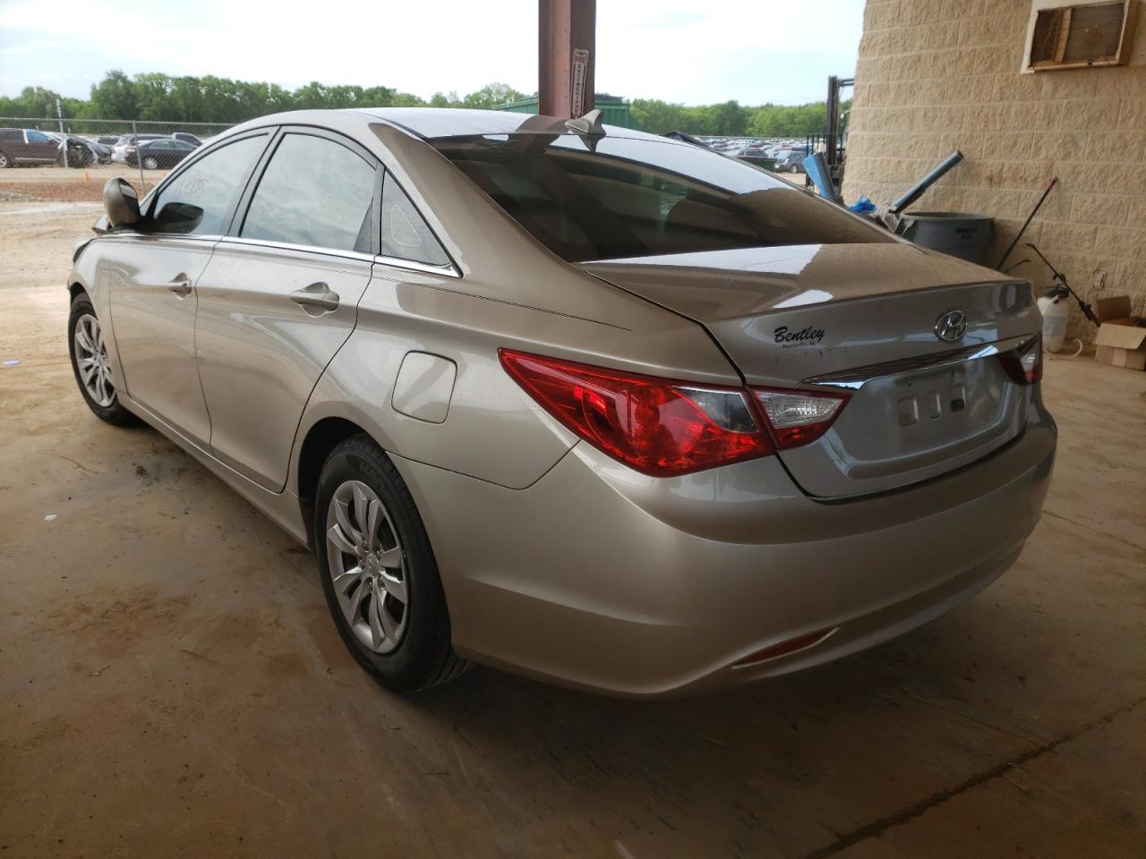Photo 3 from auction – 2011 HYUNDAI SONATA GLS with VIN 5NPEB4AC6BH244676