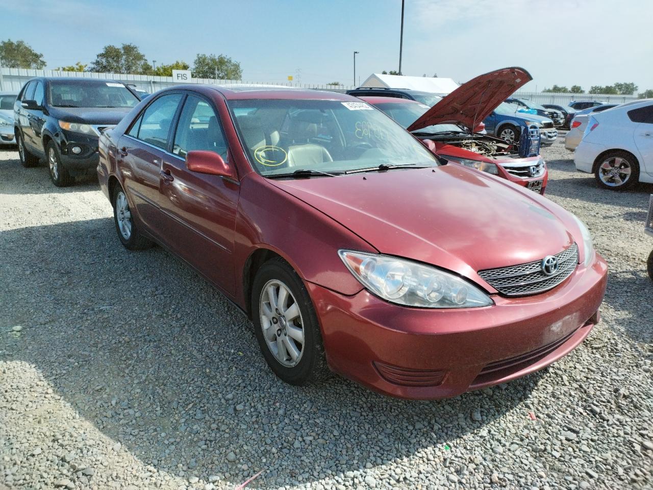 Photo 1 from auction – 2002 TOYOTA CAMRY LE with VIN 4T1BE30K02U070196