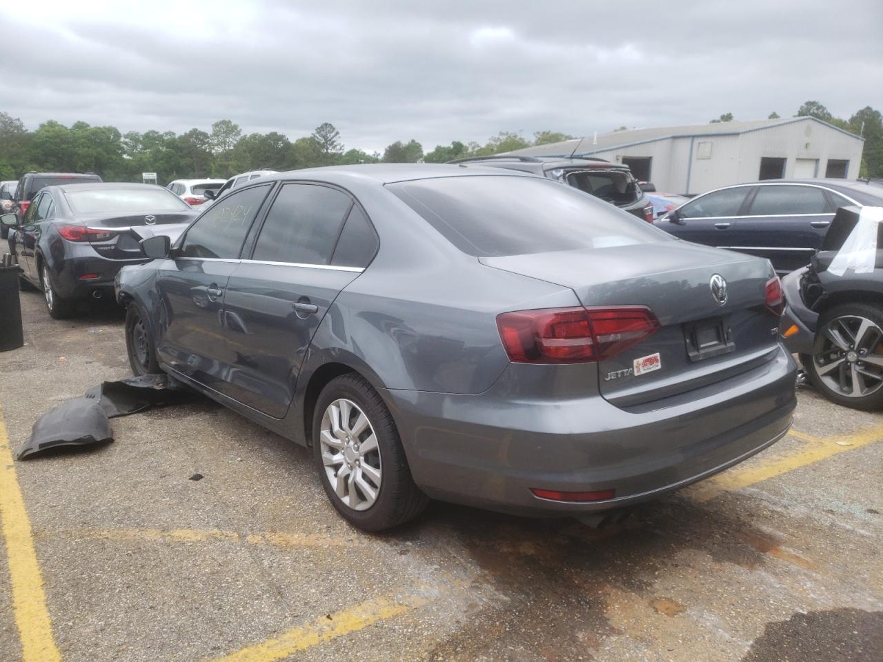 Photo 3 from auction – 2017 VOLKSWAGEN JETTA S with VIN 3VW2B7AJ4HM292163
