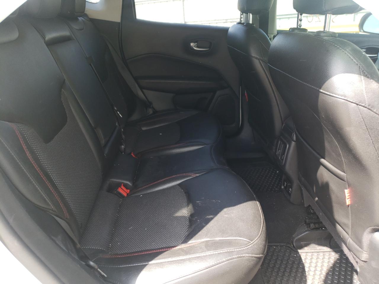 Photo 6 from auction – 2020 JEEP COMPASS TR with VIN 3C4NJDDB8LT163668