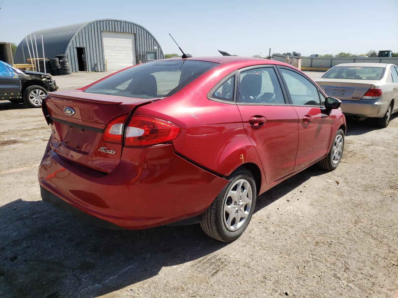 Photo 4 from auction – 2011 FORD FIESTA SE with VIN 3FADP4BJ8BM233527