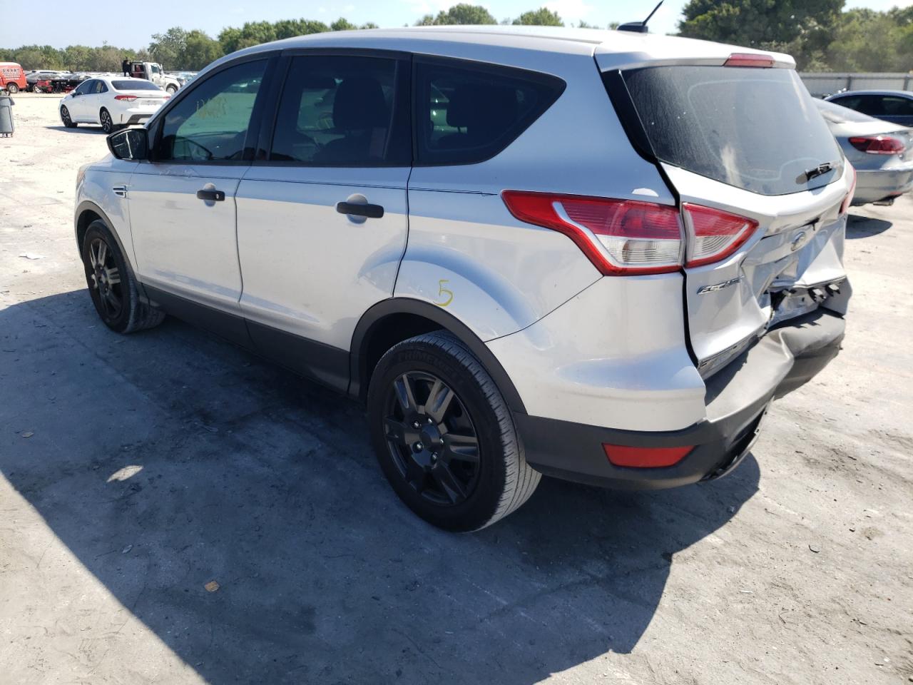 Photo 3 from auction – 2016 FORD ESCAPE S with VIN 1FMCU0F70GUC06293