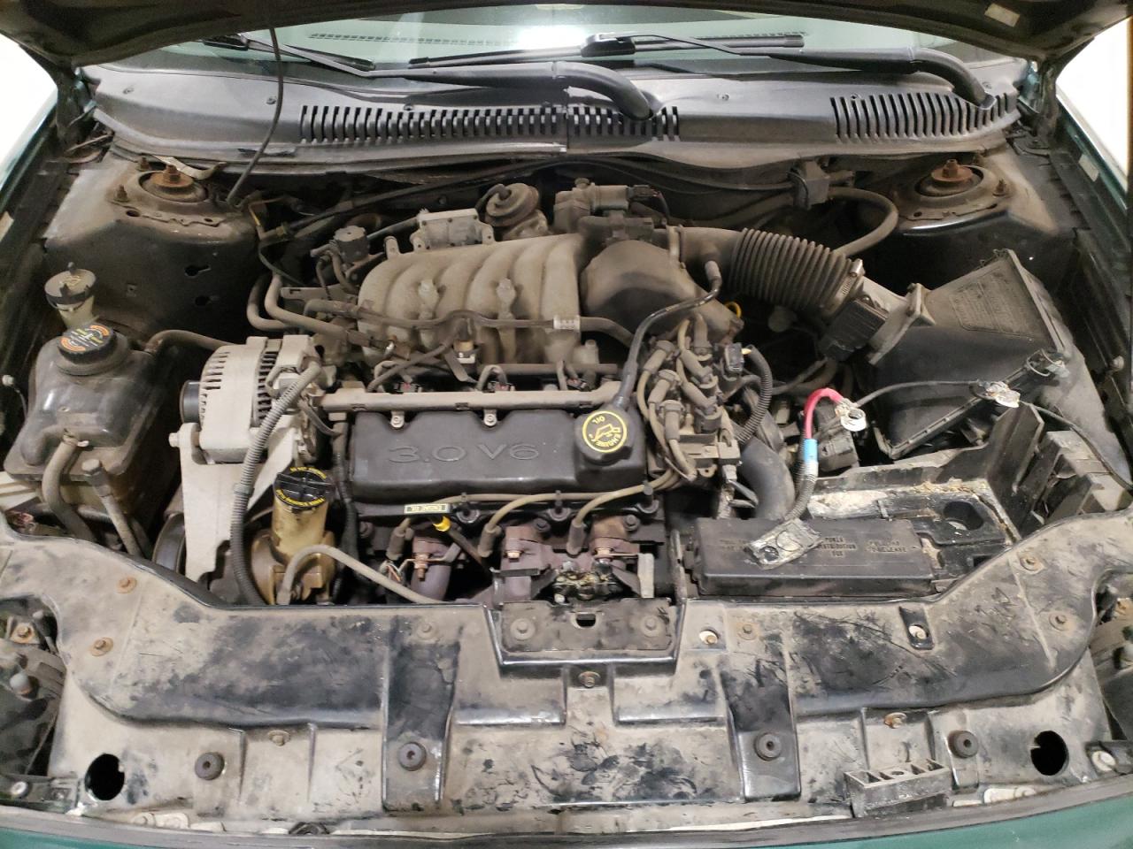 Photo 7 from auction – 1999 FORD TAURUS LX with VIN 1FAFP52UXXG306441